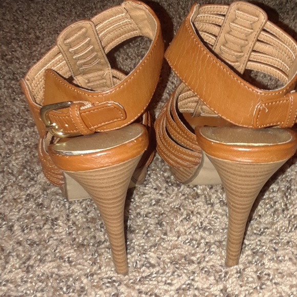 Heels - Picture 3 of 5